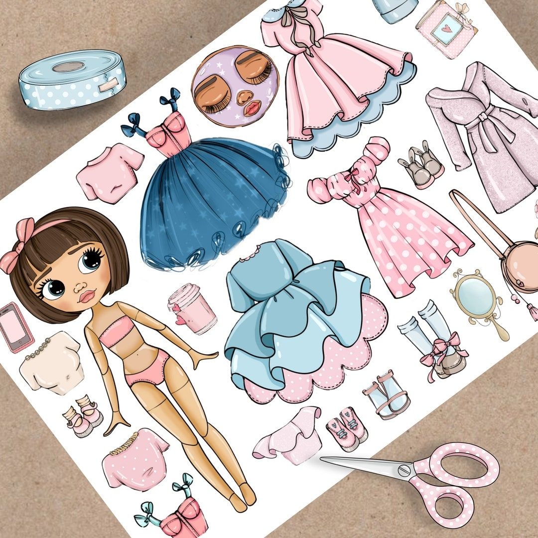 Free Printable Paper Dolls With Clothes