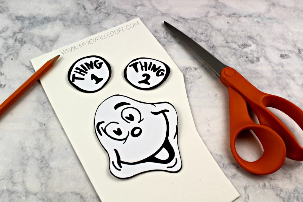 Thing 1 Thing 2 Puppets W FREE Printable Pattern My Joy Filled Life